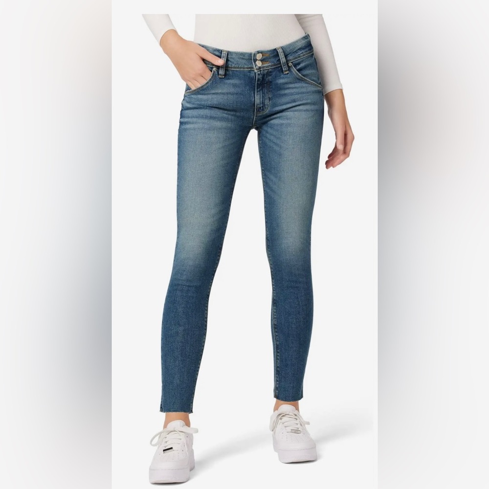 Hudson Jeans Collin Flip Skinny Classic Back Flap Pockets